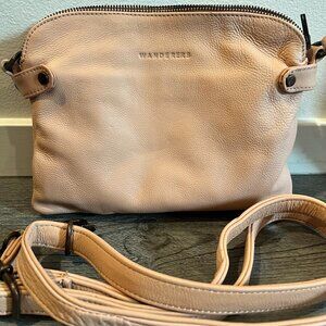 Wanderers Travel Co - The Venetian Passport Crossbody Bag in Blush